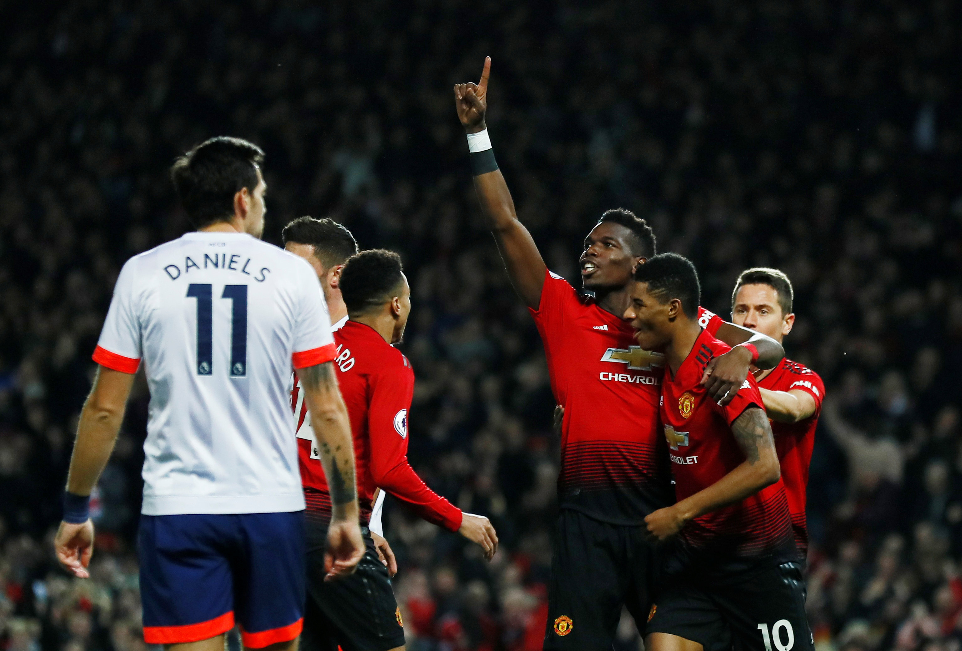 这次签约的 这次签约的